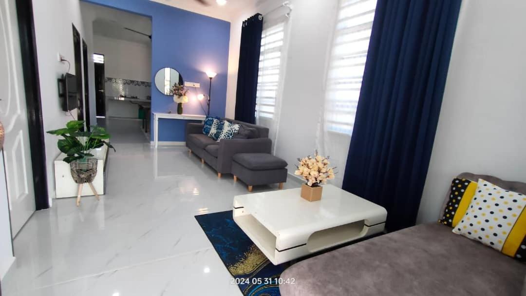 Hadeera Minimalis Family Homestay Куала-Тренгану Экстерьер фото